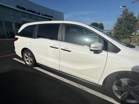Used 2020 Honda Odyssey EX-L image 3
