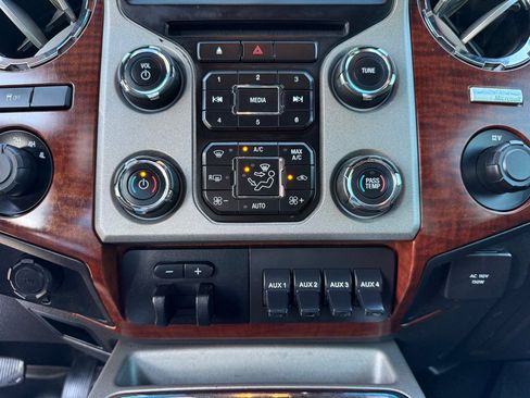 Used 2014 Ford F350 King Ranch w/ FX4 Off-Road Package image 33