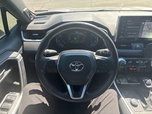 Used 2019 Toyota RAV4 XSE AWD/4WD image 13