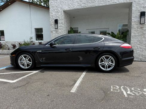 Used 2010 Porsche Panamera 4S AWD/4WD image 2
