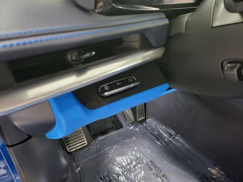 Used 2024 Chevrolet Corvette Stingray Premium Conv image 25