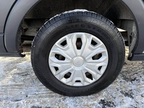 Used 2018 Ford Transit 350 XL image 24