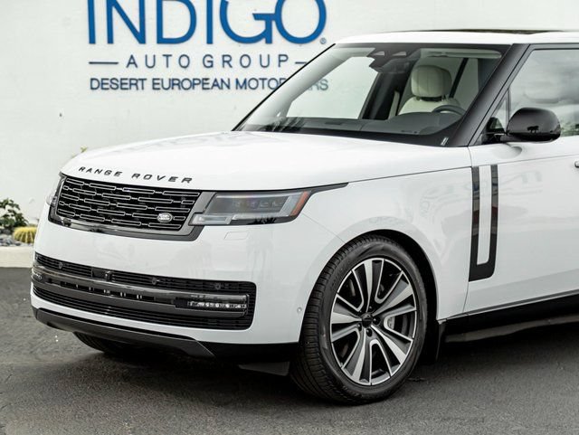 New 2026 Land Rover Range Rover SE AWD/4WD image 2