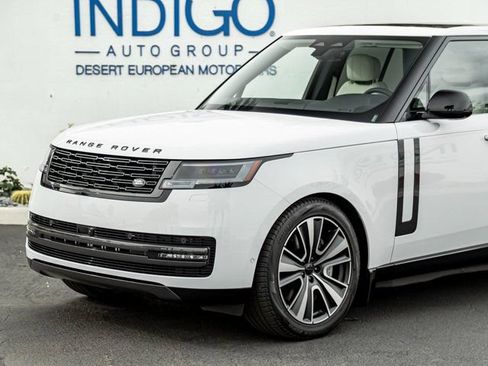 New 2026 Land Rover Range Rover SE AWD/4WD image 2