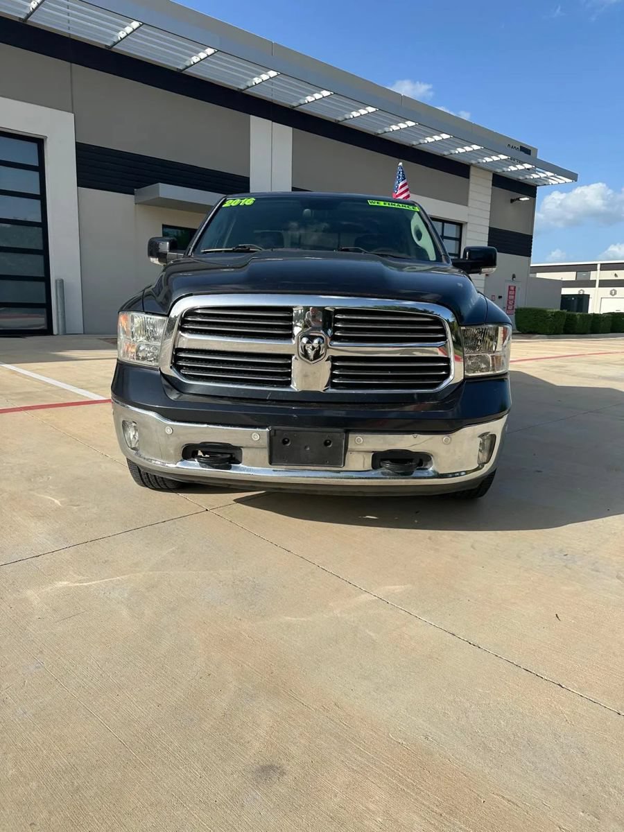 Used 2016 RAM 1500 Lone Star AWD/4WD image 2