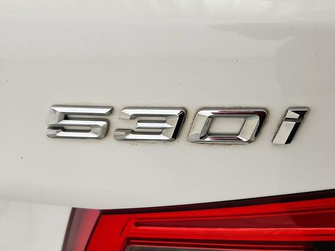 Used 2017 BMW 530i xDrive 530i xDrive image 39