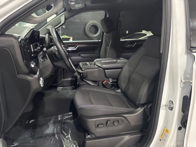 Used 2024 GMC Sierra 1500 Elevation w/ X31 Off-Road Package AWD/4WD image 12