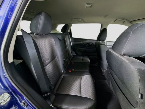 Used 2020 Nissan Rogue SV image 26