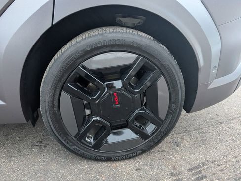 Used 2024 Kia EV9 GT-Line image 24