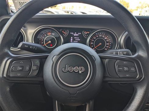 Certified 2022 Jeep Wrangler Sport image 17