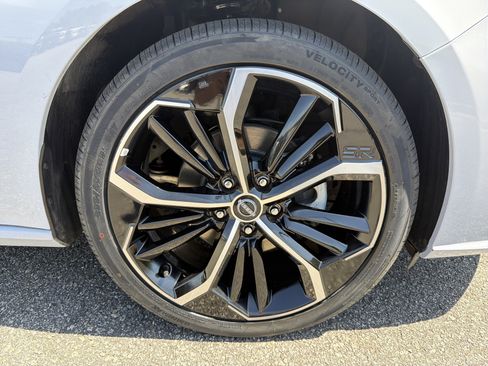 Used 2023 Nissan Altima 2.5 SR image 24