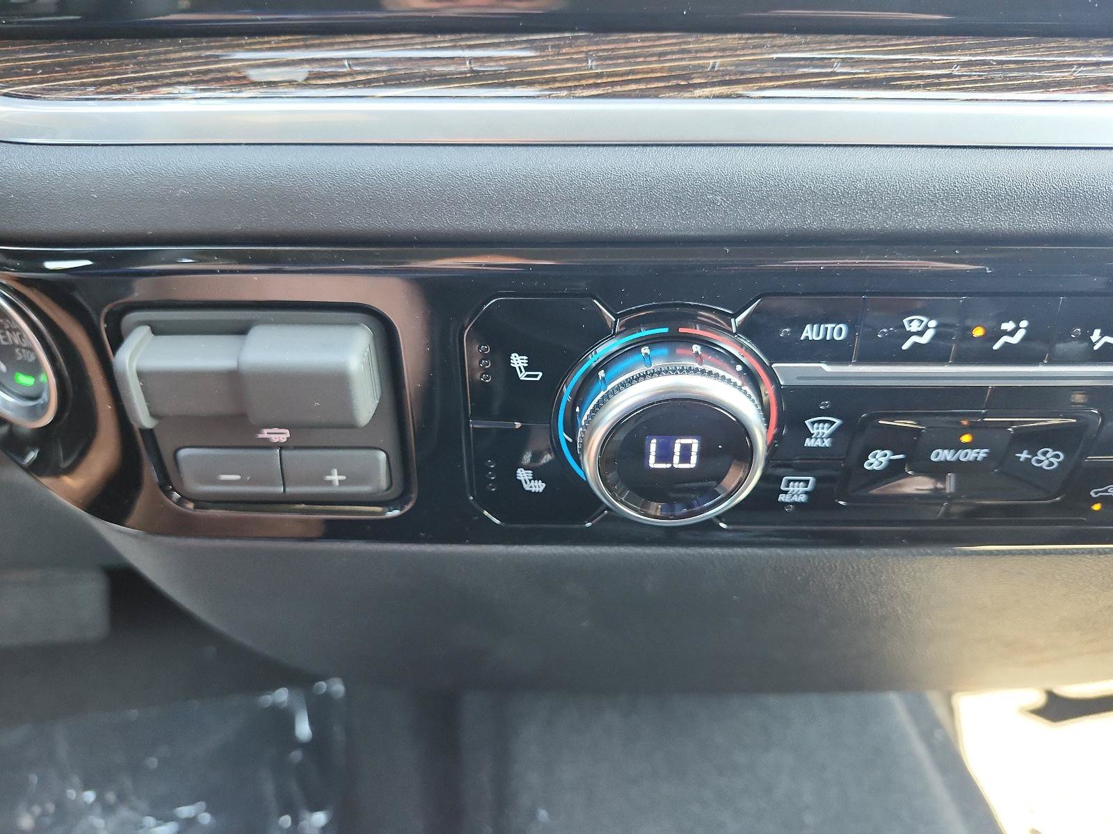 New 2026 GMC Sierra 1500 SLE AWD/4WD image 16