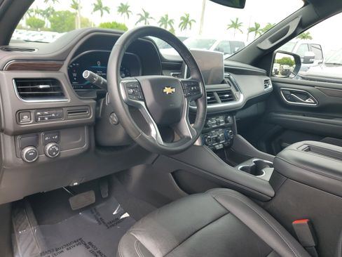Used 2023 Chevrolet Tahoe LT w/ Luxury Package RWD image 14
