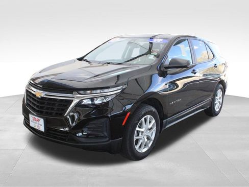 Used 2023 Chevrolet Equinox LS w/ LS Convenience Package AWD/4WD image 9
