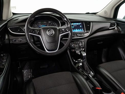 Used 2019 Buick Encore Preferred image 6