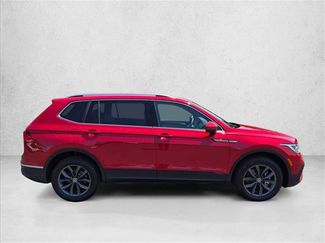 Used 2023 Volkswagen Tiguan SE FWD video 4
