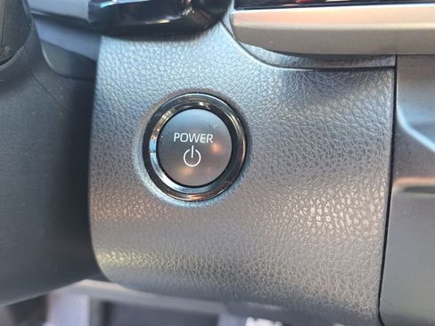 Used 2025 Toyota Camry SE w/ Multimedia Upgrade Package FWD image 23