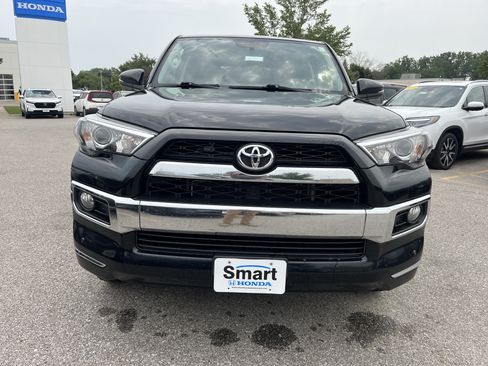 Used 2016 Toyota 4Runner Limited AWD/4WD image 9