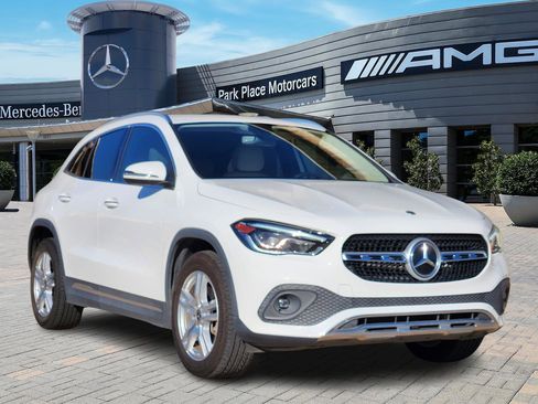 Certified 2022 Mercedes-Benz GLA 250 image 2