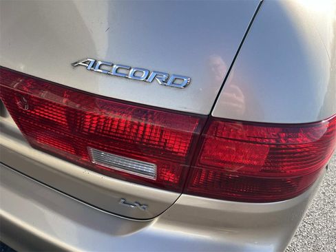Used 2005 Honda Accord LX image 16