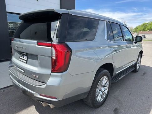 Used 2025 GMC Yukon Denali AWD/4WD image 10