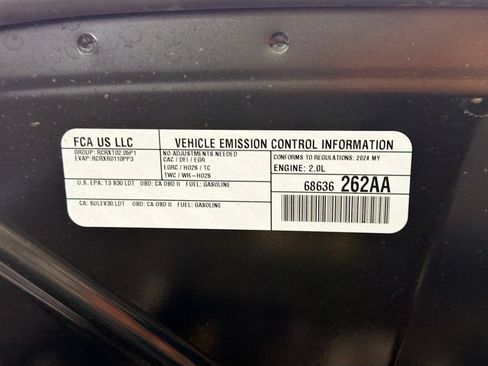 Used 2024 Jeep Compass Sport image 17