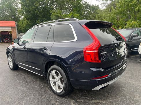 Used 2016 Volvo XC90 T5 Momentum image 3