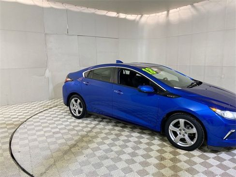 Used 2018 Chevrolet Volt LT w/ LT Driver Confidence Package image 45
