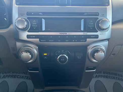 Used 2013 Toyota 4Runner Limited image 20