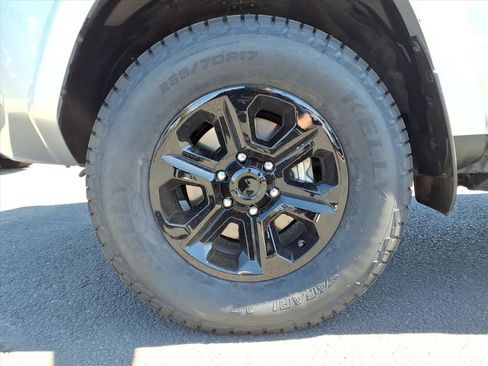 Used 2024 Toyota 4Runner SR5 image 9