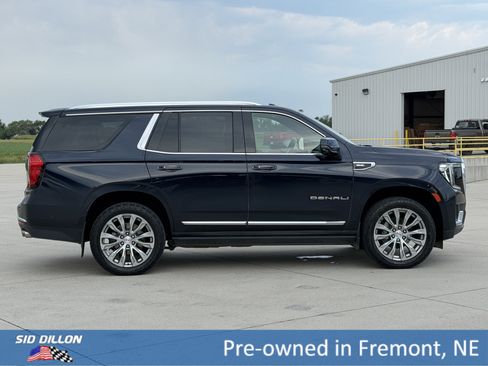 Certified 2024 GMC Yukon Denali w/ Denali Reserve Package AWD/4WD image 3