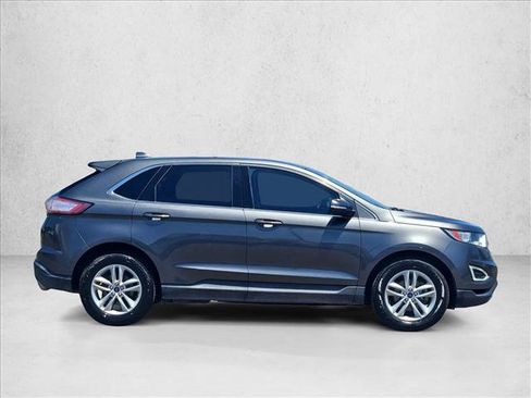 Used 2018 Ford Edge SEL w/ Equipment Group 201A FWD image 9