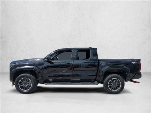 Certified 2025 Toyota Tacoma TRD Sport AWD/4WD image 9