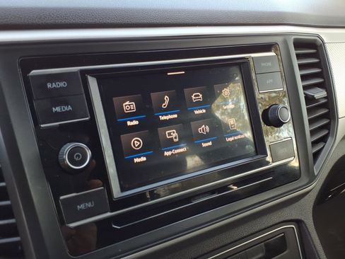 Certified 2021 Volkswagen Atlas Cross Sport S image 27