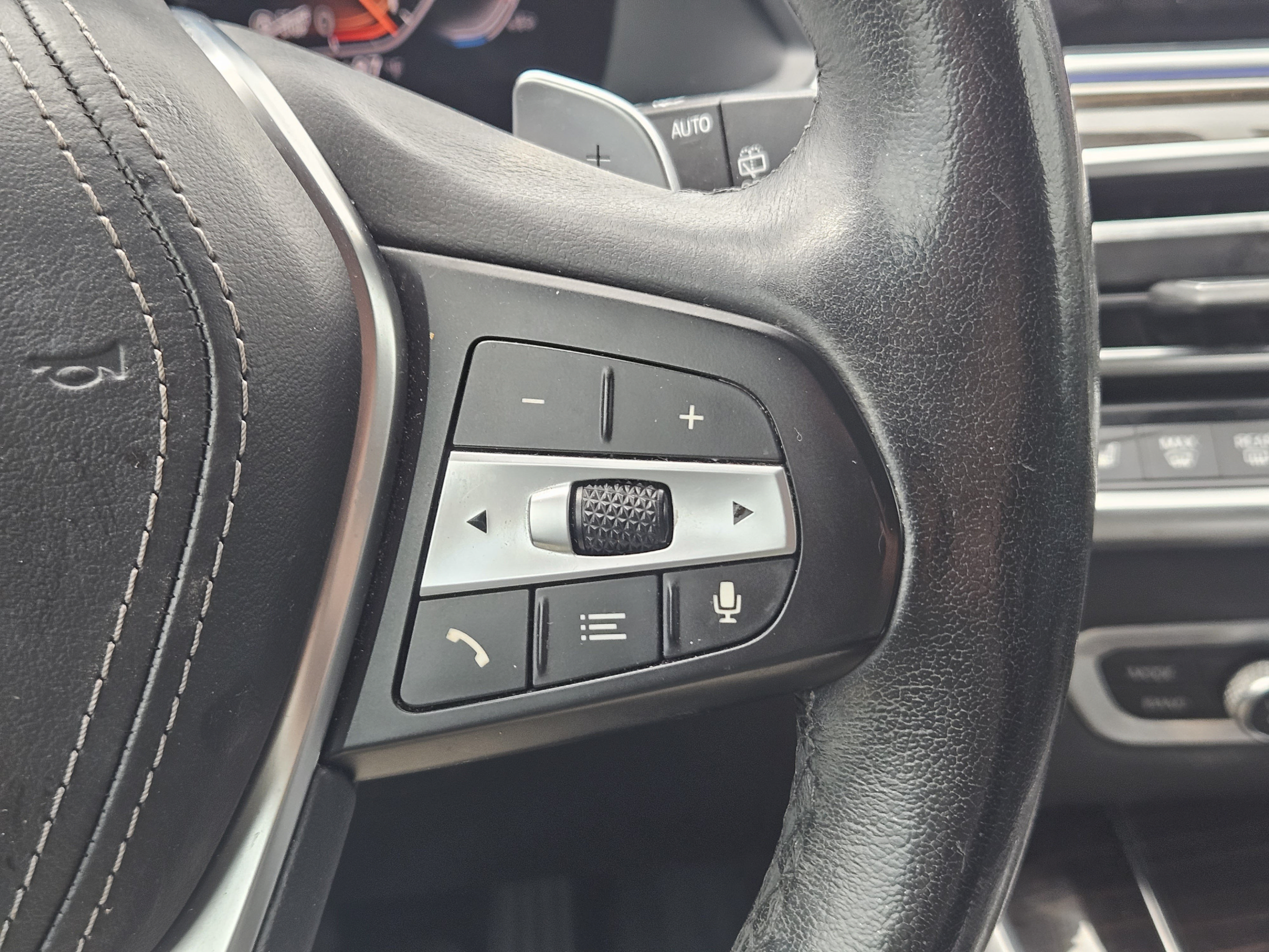 Used 2020 BMW X5 xDrive40i w/ Convenience Package AWD/4WD image 19