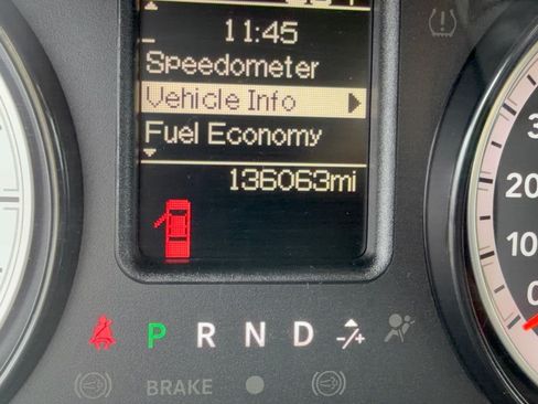 Used 2018 RAM 1500 Express RWD image 26