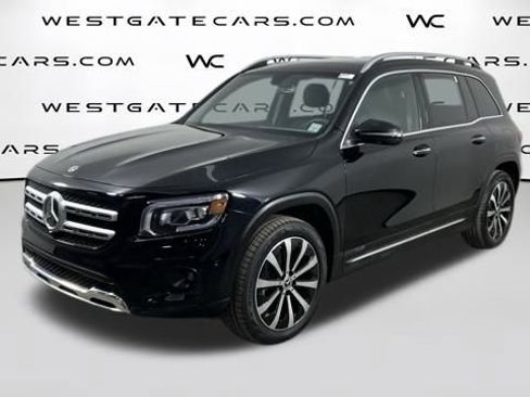 Used 2022 Mercedes-Benz GLB 250 image 1