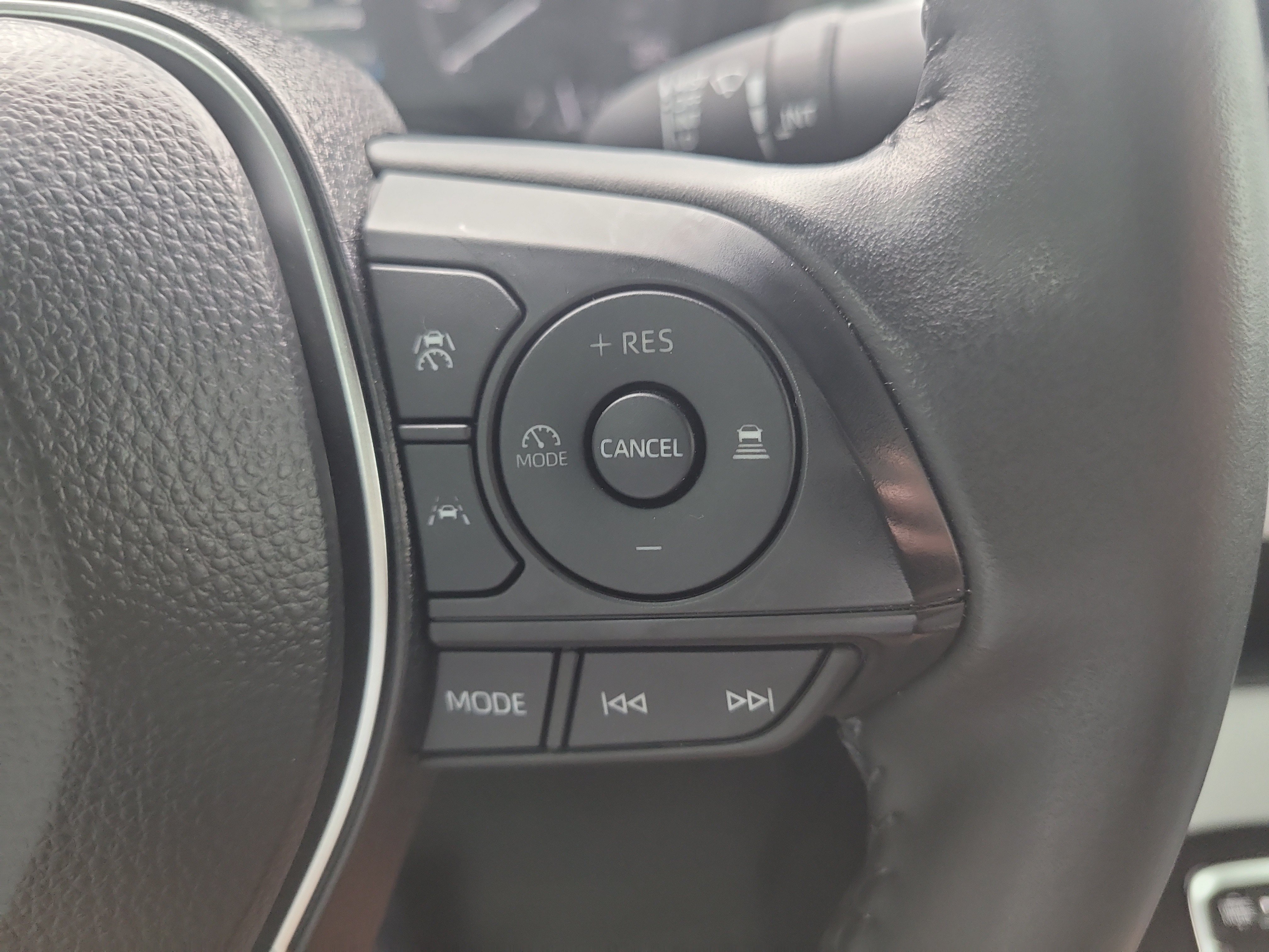 Certified 2025 Toyota Corolla SE FWD image 26
