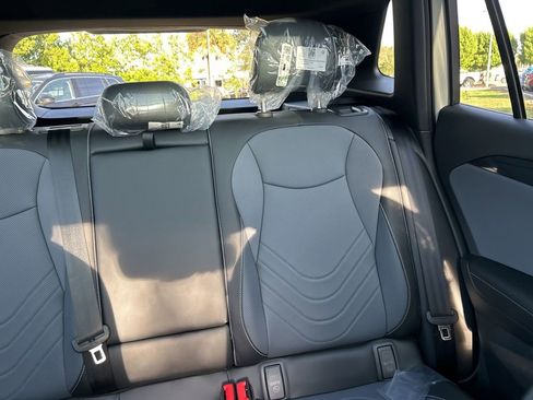 New 2026 Volkswagen Tiguan SE R-Line FWD image 13