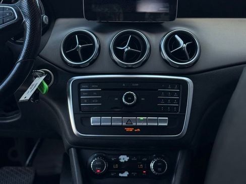 Used 2020 Mercedes-Benz GLA 250 image 20