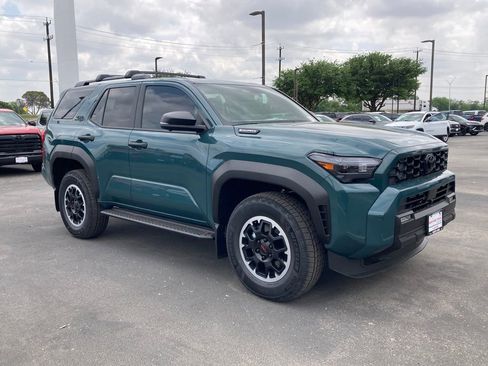 New 2026 Toyota 4Runner TRD Off-Road Premium AWD/4WD image 3