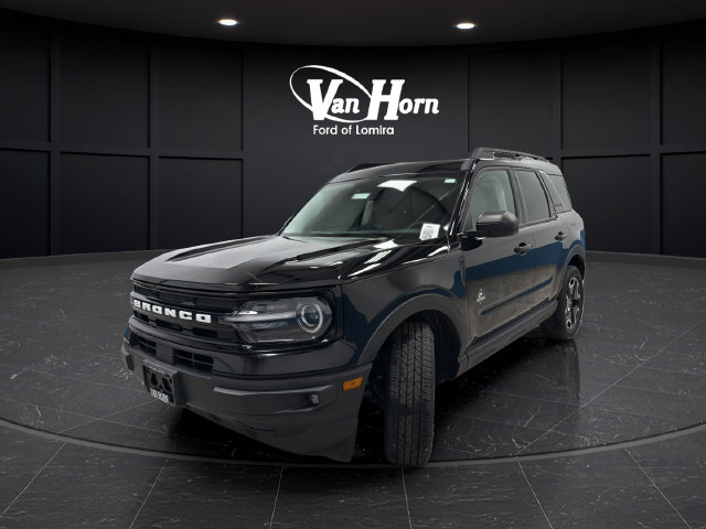 Used 2021 Ford Bronco Sport Outer Banks w/ Outer Banks Package (96D) AWD/4WD image 3