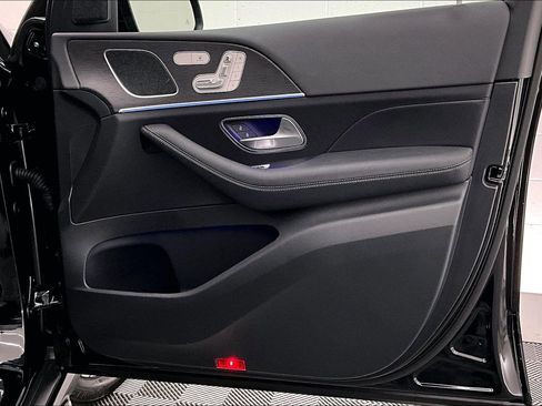 Used 2026 Mercedes-Benz GLE 450 4MATIC image 25