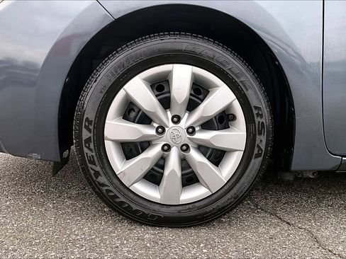 Used 2016 Toyota Corolla LE image 9
