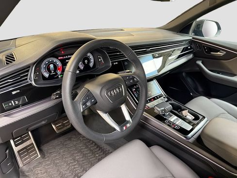 Used 2025 Audi SQ8 Prestige AWD/4WD image 4