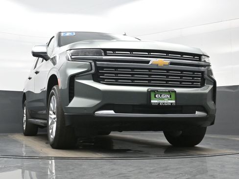 Used 2023 Chevrolet Suburban Premier AWD/4WD image 33