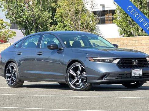 Certified 2026 Honda Accord SE image 2