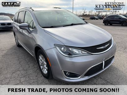 Used 2020 Chrysler Pacifica Touring-L