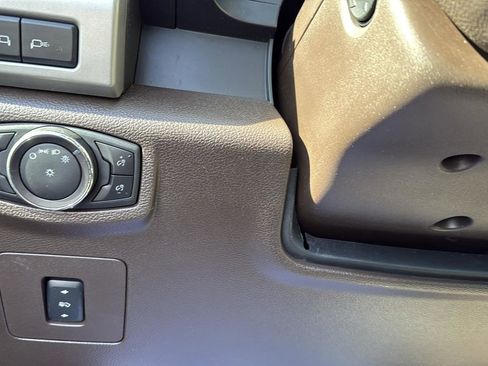 Used 2017 Ford F150 King Ranch w/ Equipment Group 601A Luxury image 18