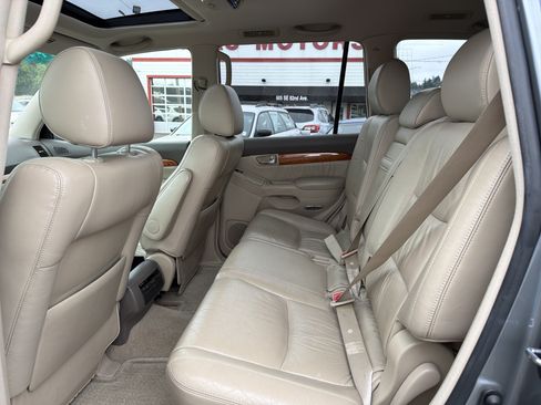 Used 2004 Lexus GX 470 AWD/4WD image 9